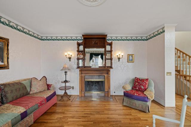 132 Forest Avenue, Pacific Grove CA: https://media.crmls.org/mediaz/8b06cf5b-5a7d-4bf1-a3fa-c39b6a270da6.jpg