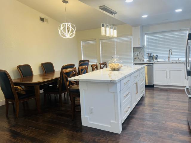 16389878-482C-4DE7-A8EB-7282A2EFF1E2