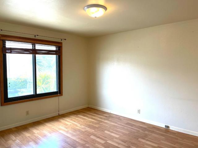 375 Shipley Avenue, Daly City CA: https://media.crmls.org/mediaz/8b0855c2-2109-4fc7-8df9-41051b5417ef.jpg