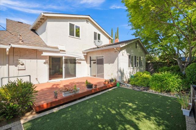 2330 Montezuma Drive, Campbell CA: https://media.crmls.org/mediaz/8b09d7cb-87e1-4787-b227-780ec5c3eced.jpg
