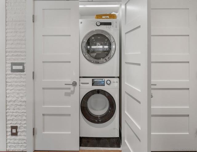 Image 40 of 42 For 1155 Star Park Circle 1a