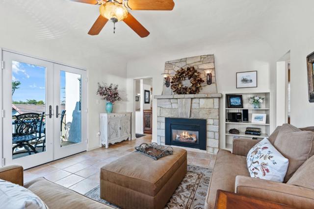 925 Cass Street, Monterey CA: https://media.crmls.org/mediaz/8b0b098b-329d-4523-ad32-495f7b39e186.jpg