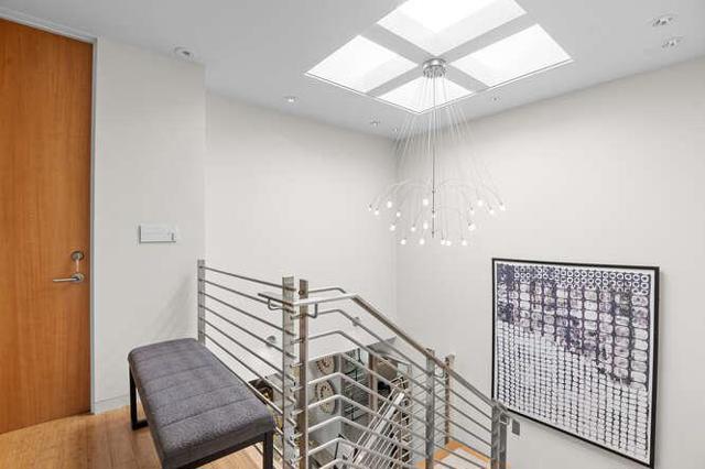 131 El Pinar, Los Gatos CA: https://media.crmls.org/mediaz/8b0b18d0-e0a6-444d-98d3-026c9e698eb3.jpg