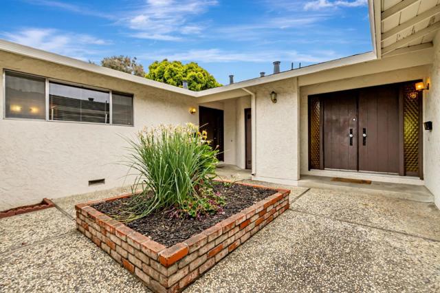844846 Doyle Road, San Jose CA: https://media.crmls.org/mediaz/8b0b519a-b2ee-4fe9-88fd-a23c7e20c046.jpg