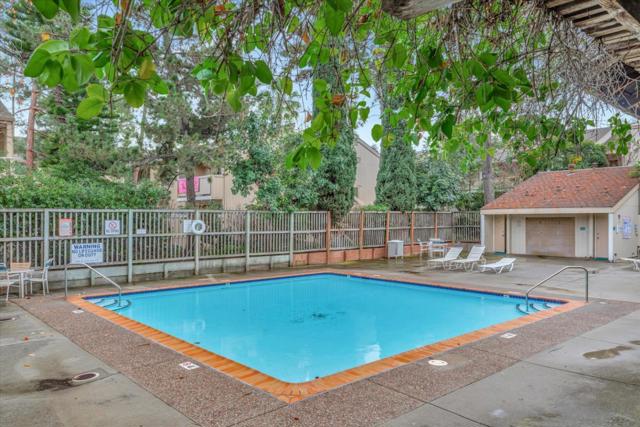 980 Kiely Boulevard, Santa Clara CA: https://media.crmls.org/mediaz/8b0bbe6f-5894-4d59-a48d-26f70a7093d8.jpg