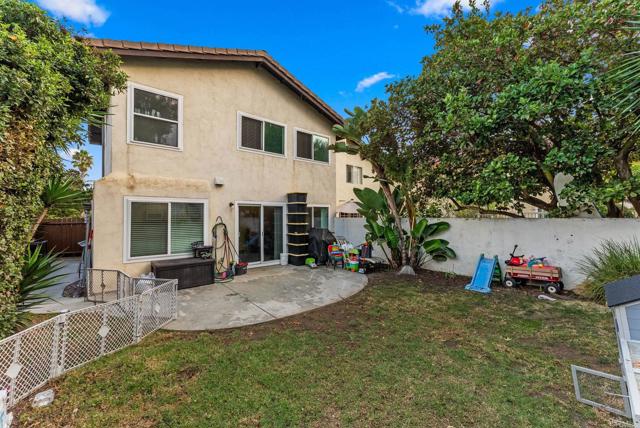 Detail Gallery Image 18 of 24 For 4042 Moratalla, San Diego,  CA 92130 - 3 Beds | 2/1 Baths