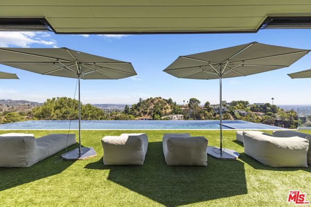 3 Bed Home for Sale in Los Angeles, California