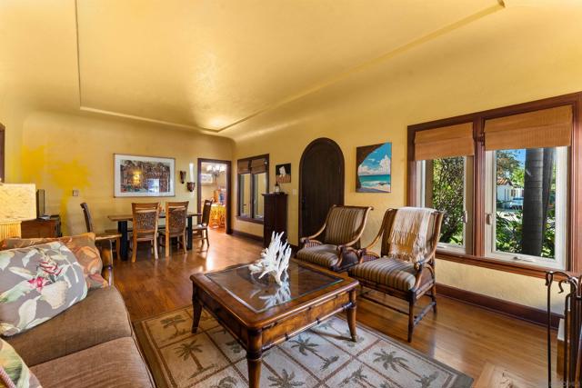 4965 Marlborough Drive, San Diego CA: https://media.crmls.org/mediaz/8b0dd891-2d98-418a-9f90-f976c2f8b2f7.jpg