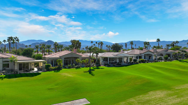 600 Gold Canyon Drive, Palm Desert CA: https://media.crmls.org/mediaz/8b0ebbdb-1307-4970-9ef4-dcec5f193ca2.jpg