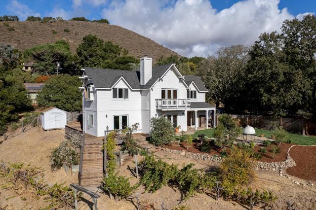 70 Valle Vista, Carmel Valley CA: https://media.crmls.org/mediaz/8b102f32-086f-4386-b02d-74b6526a1bda.jpg