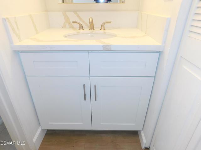 6213 Whitsett Avenue, North Hollywood CA: https://media.crmls.org/mediaz/8b10b157-a14e-4b0d-8b52-4fb3a4effc12.jpg
