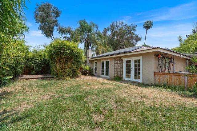 1374 Orpheus Ave, Encinitas CA: https://media.crmls.org/mediaz/8b11d0fb-90b7-4412-950e-5ea8d594dfb3.jpg