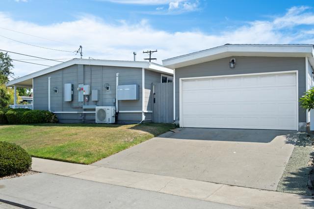 Detail Gallery Image 8 of 36 For 9341 Fermi Ave, San Diego,  CA 92123 - 3 Beds | 2 Baths