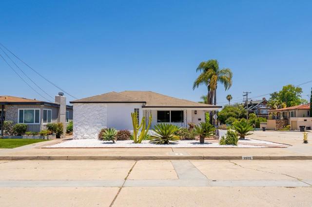 3505 Ibis Street, San Diego CA: https://media.crmls.org/mediaz/8b122920-d7ed-4ea3-b753-aeadc927d31b.jpg