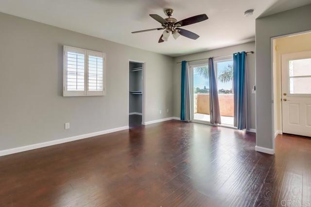 2167 Grand Avenue, San Diego CA: https://media.crmls.org/mediaz/8b12e516-6f15-4f7b-ad9c-38099c8fd6fd.jpg