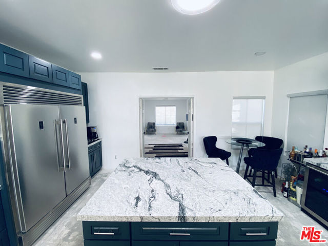64025 Dolomite Court, Desert Hot Springs CA: https://media.crmls.org/mediaz/8b1415da-a909-4eae-adcb-d0cdee4b51c6.jpg