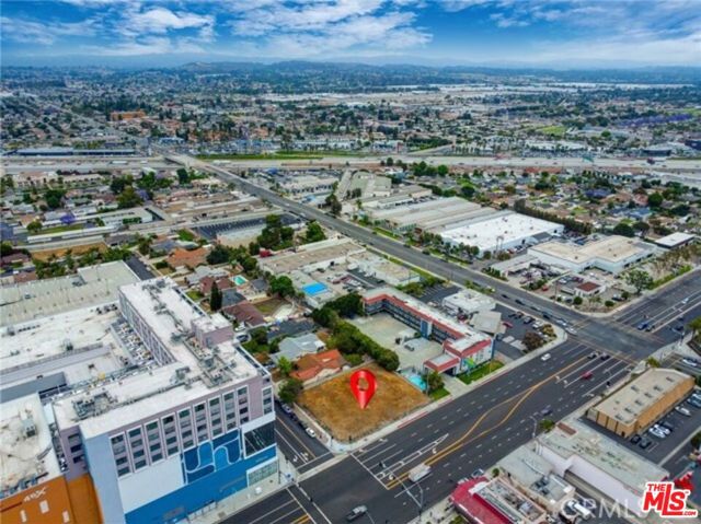7911 Orangethorpe Avenue, Buena Park CA: https://media.crmls.org/mediaz/8b143cde-2923-4bc6-8a78-58d14a55c79f.jpg