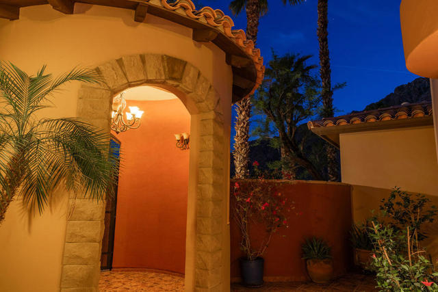 77170 Casa Del Sol, La Quinta CA: https://media.crmls.org/mediaz/8b16549c-37e7-46a9-9f4e-fa5ceea508a3.jpg