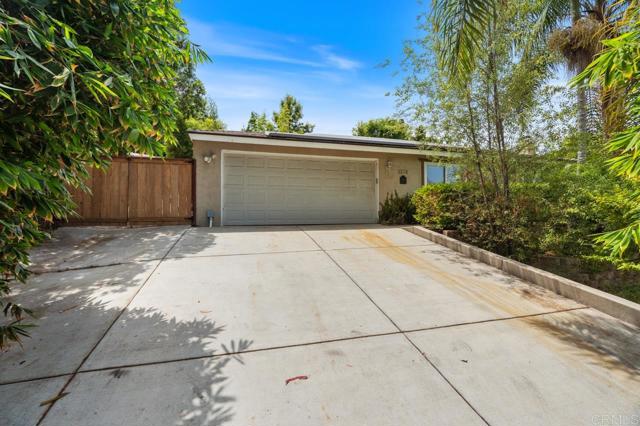 1374 Orpheus Ave, Encinitas CA: https://media.crmls.org/mediaz/8b174282-8566-46e5-9b7c-4c2508c6b27d.jpg