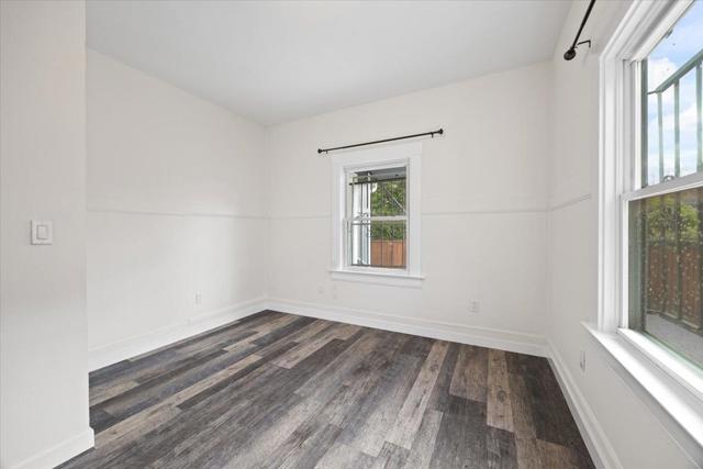 8850 Dowling Street, Oakland CA: https://media.crmls.org/mediaz/8b1843ef-6ae1-49be-b4df-db3055da45d4.jpg