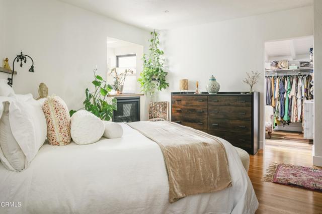 1241 Solita Road, Pasadena CA: https://media.crmls.org/mediaz/8b184e8c-e9df-4ef6-be4f-0199ebb40567.jpg