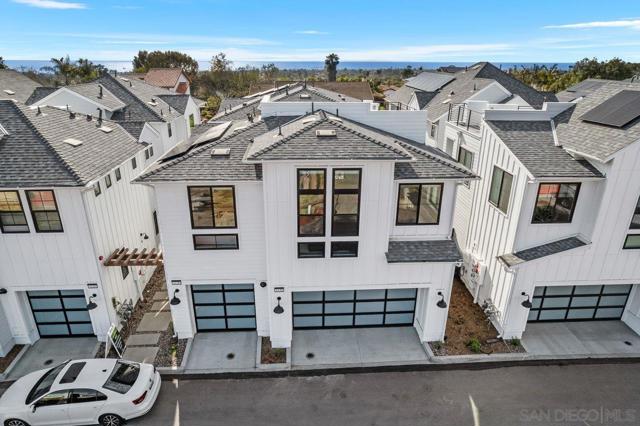 1136 Molara Lane, Encinitas CA: https://media.crmls.org/mediaz/8b186ea5-2dcf-47c4-98e5-a81a09fa113a.jpg
