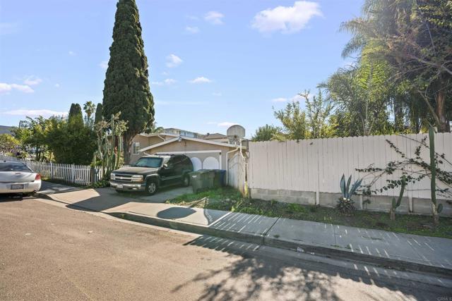 Detail Gallery Image 9 of 17 For 1506 G Ave, National City,  CA 91950 - 4 Beds | 2 Baths