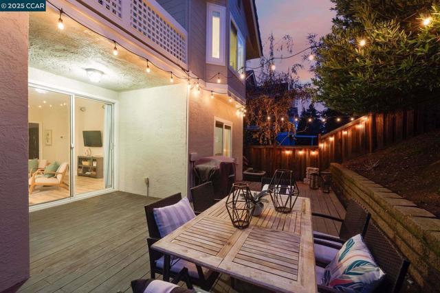 1320 Strawberry Court, Danville CA: https://media.crmls.org/mediaz/8b19a155-83d0-4399-9bc0-2186b1a081c2.jpg