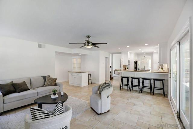 12709 Treeridge Ter, Poway CA: https://media.crmls.org/mediaz/8b1a6e09-7ee7-4b47-81e1-a9f45d6157ea.jpg