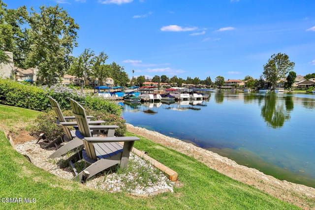 1228 S Westlake Boulevard, Westlake Village CA: https://media.crmls.org/mediaz/8b1bb1f8-9b0f-40f0-ba56-150fc89aed29.jpg