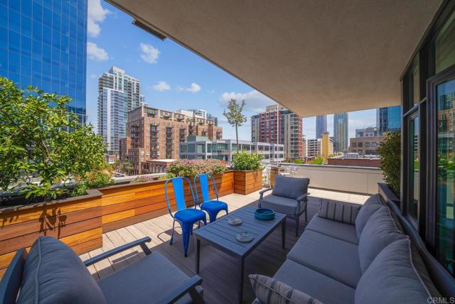 Detail Gallery Image 50 of 66 For 325 7th Ave #212,  San Diego,  CA 92101 - 3 Beds | 2/1 Baths