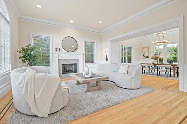 2855 Churchill Drive, Hillsborough CA: https://media.crmls.org/mediaz/8b1cec17-082a-4e11-8857-291af23396b4.jpg