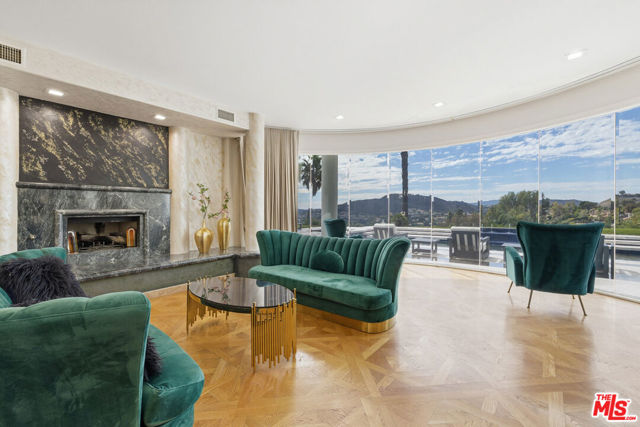 24366 La Masina Court, Calabasas CA: https://media.crmls.org/mediaz/8b1cf211-03dc-4c0b-95a9-fb8691f0eec3.jpg