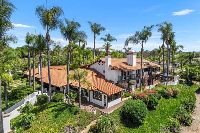 17507 Los Morros, Rancho Santa Fe CA: https://media.crmls.org/mediaz/8b1df3cf-59f8-41f8-9a3a-3c6860750ca1.jpg