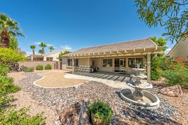 78607 Valley Vista Avenue, Palm Desert CA: https://media.crmls.org/mediaz/8b1e577b-be41-488b-ad07-a5b8148a4136.jpg