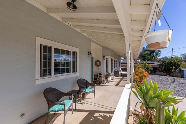 229 Holly Road, El Cajon CA: https://media.crmls.org/mediaz/8b1eb964-062d-4fe1-a78f-8811816f7418.jpg