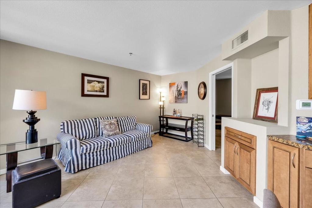 MLS #219129432PS image #4