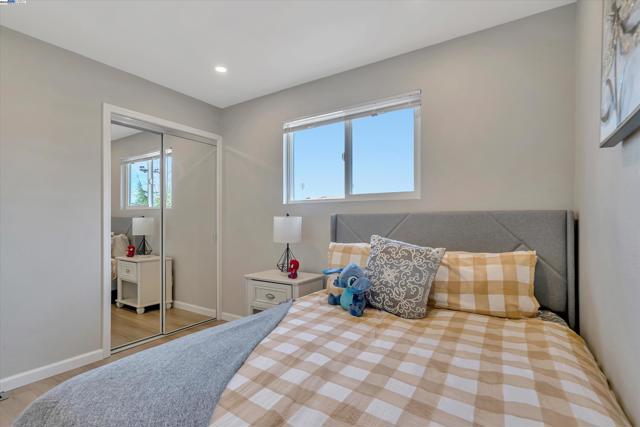 Image 22 of 48 For 4400 Inyo Ct