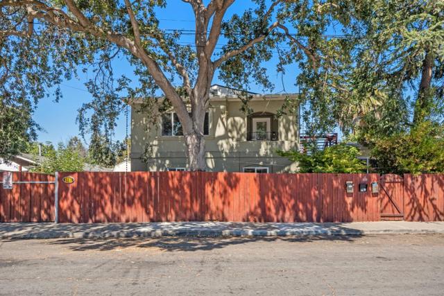 197 Nottingham Avenue, Redwood City CA: https://media.crmls.org/mediaz/8b20b7e6-37f9-43e3-88dd-6d62314449cc.jpg