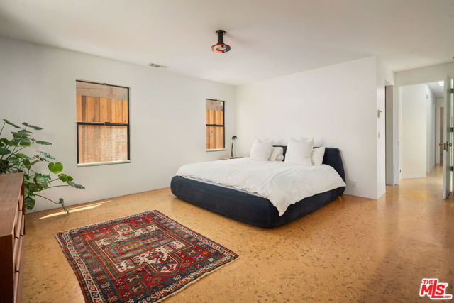 630 N Alta Vista Boulevard, Los Angeles CA: https://media.crmls.org/mediaz/8b21e995-5bc7-4b1c-b043-3b82a50733e5.jpg