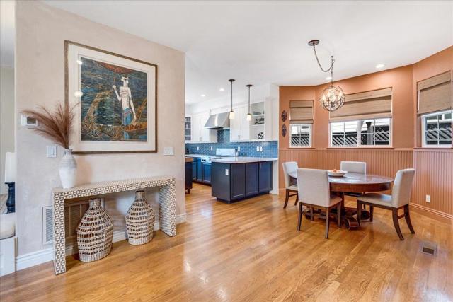 410 Monterey, Capitola CA: https://media.crmls.org/mediaz/8b22229e-0616-49d5-81e6-9c87e6ef1fdb.jpg