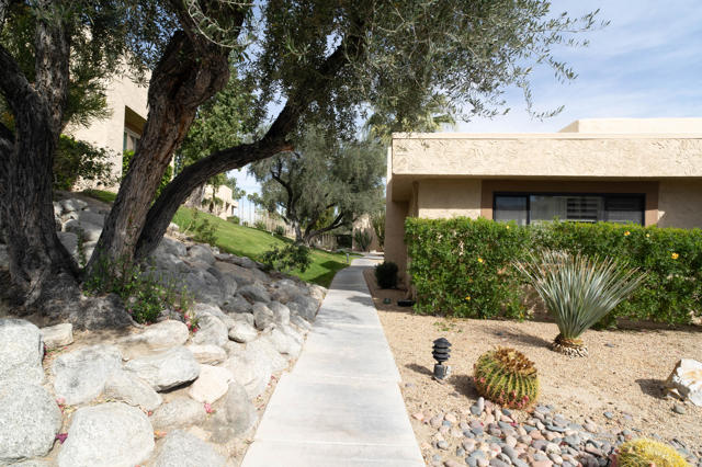 47685 Desert Sage Court, Palm Desert, CA 92260