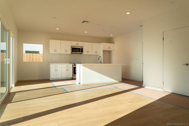 Image 6 of 36 For 2225 Bonita Court