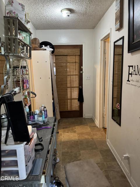 120 Palm Drive, Camarillo CA: https://media.crmls.org/mediaz/8b23fe59-a0fe-4c70-aaec-d605e2389ddb.jpg