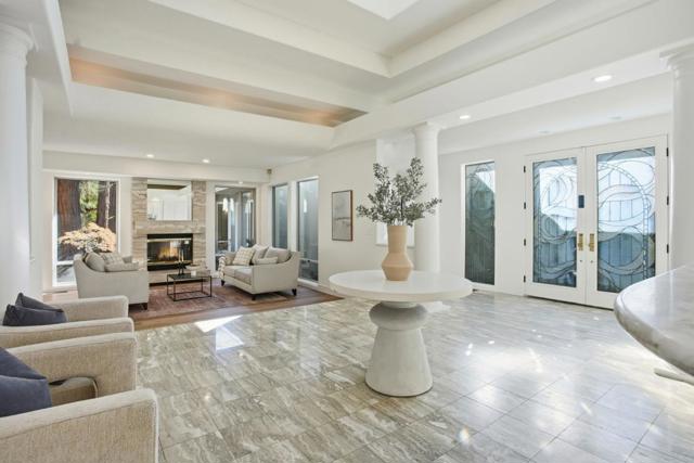 3895 Fair Oaks Boulevard, Sacramento CA: https://media.crmls.org/mediaz/8b24d4ab-4355-4ea8-8144-674898545749.jpg