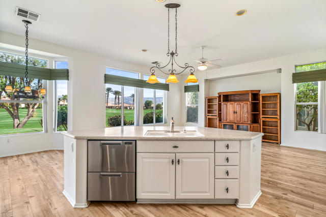 80190 Royal Birkdale Drive, Indio CA: https://media.crmls.org/mediaz/8b250cc7-79ac-40ae-8af4-562f64442b43.jpg