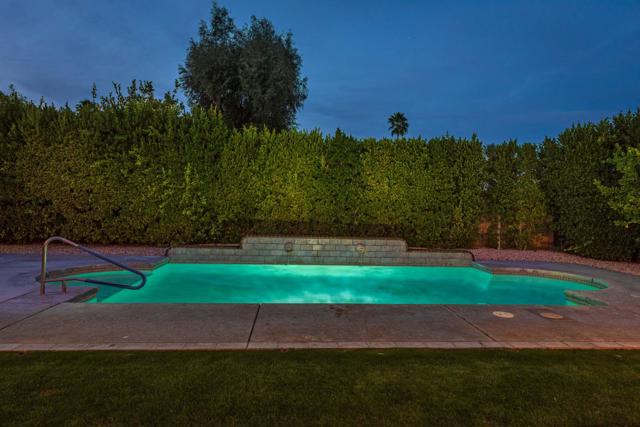 Image 28 of 42 For 68450 Durango Road