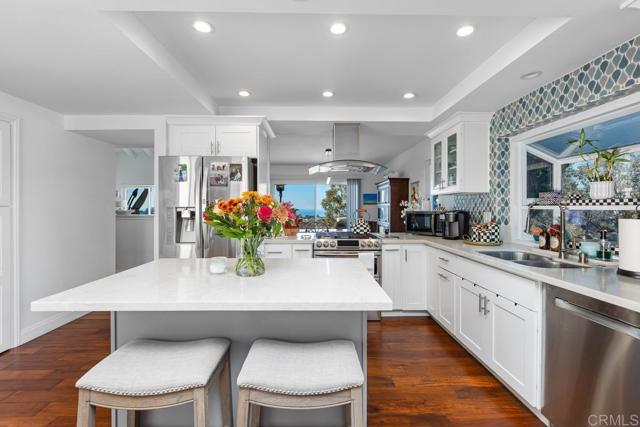 Detail Gallery Image 26 of 54 For 1762 Burgundy Rd, Encinitas,  CA 92024 - 3 Beds | 2/1 Baths