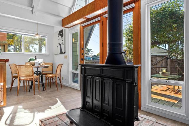 360 36th Avenue, Santa Cruz CA: https://media.crmls.org/mediaz/8b261f60-e728-42c8-b543-8c53474b54d0.jpg