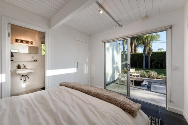 503 E Laurel Circle, Palm Springs, CA 92262